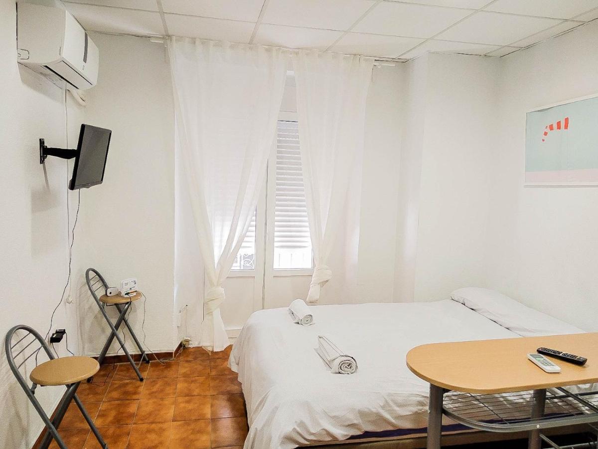 Estudio Calle Murillo Seville Luaran gambar